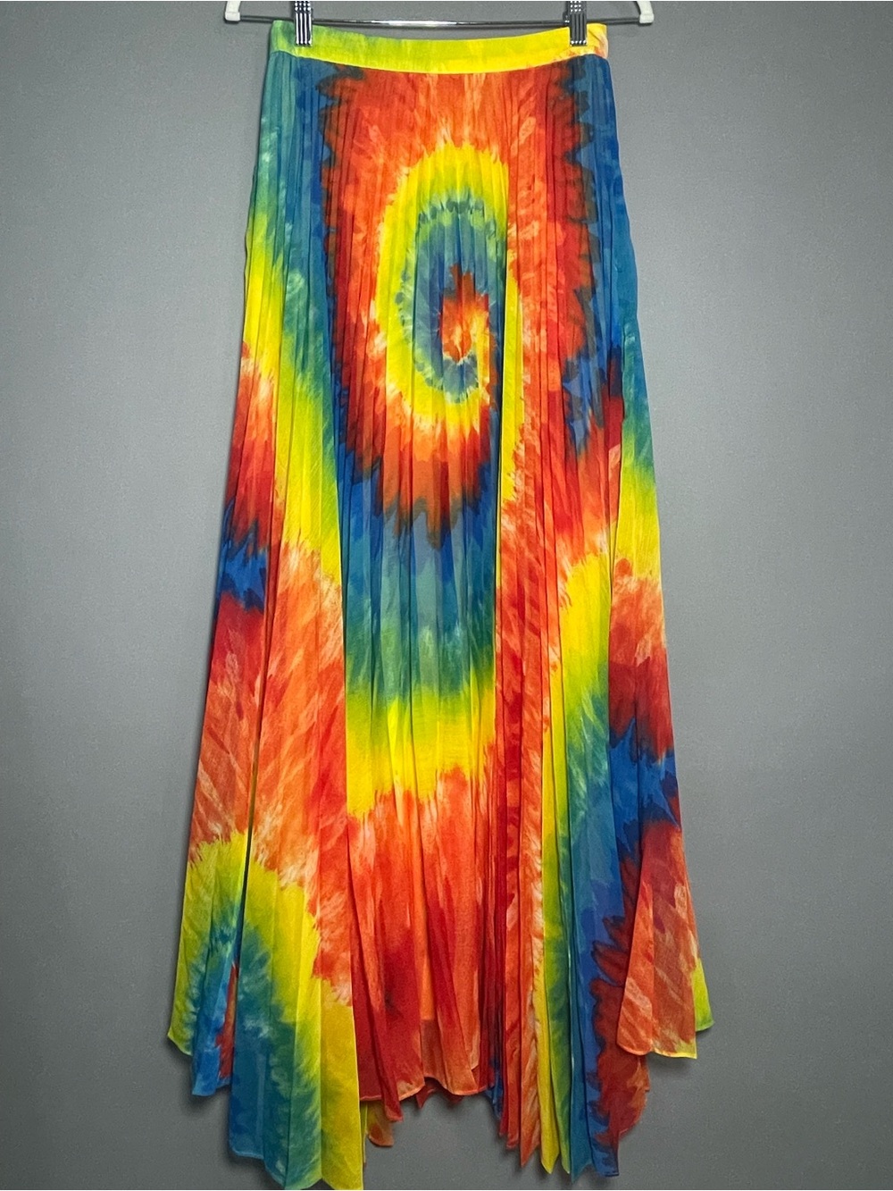 Alice + Olivia Shannon Rainbow Tie Dye Pleated Maxi Skirt Boho Size 2